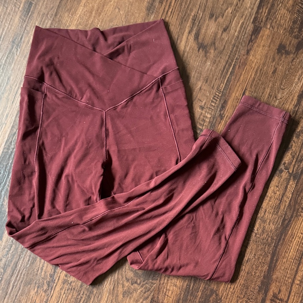 Realme Burgundy Leggings